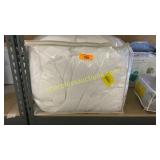 Queen down alternative comforter