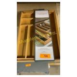 Threshold drawer organizer