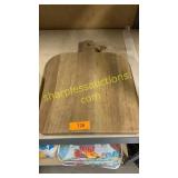 Wooden cutting board
