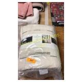 Hearth & Hand king quilt