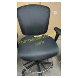 Black office chair