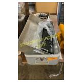 Metal pan, asstorted household