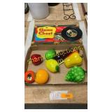 Box of glass fruit, game chest, 45 record