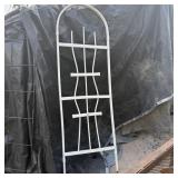 86' White Plastic Arch Top Garden Trellis