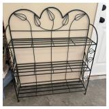 43"x36" Leaf Scroll Green 3-Tiered Rack