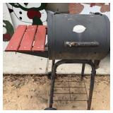 Char-Griller Barrel-Style Charcoal Grill