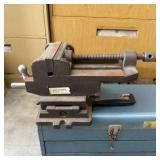 Cross-Slide Machine 6" Vise with Base