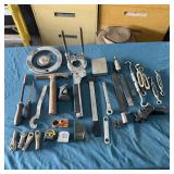 Table Lot- Blue Point YA105 Seal Puller, Vintage