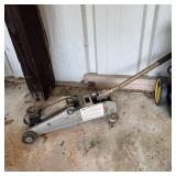 MACK 2 Ton Floor Jack No. 9300