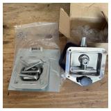 (2) Metal Latches/Handle