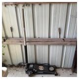 Husky Hydraulic Floor Jack