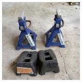 2- 3 Ton Jacks & 2- Wheel Chocks