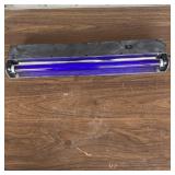 18" Black Light