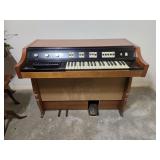 Hammond Everett Series Electric Organ