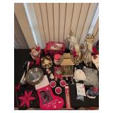 Assorted Christmas Decor, Lantern