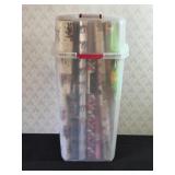 Sterilite Gift Wrap Container With Wrapping Paper