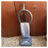 Singer 7.5 Amp Corded Upright Vacuum Cleaner