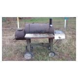 Cooker / Smoker with Side Stove