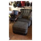 FLEXSTEEL CHAIR W/ OTTAMAN & WOOD DESK CHAIR