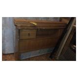 HEADBOARD & METAL FRAMES