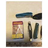 ASSORTED COLLECTIBLE POCKET KNIVES