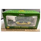 JOHN DEERE 2010 CRAWLER WITH BLADE