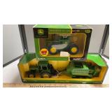 2-JD TOYS 7020 4WD TRACTOR, TRACTOR BALER