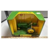 JOHN DEERE MODEL 'H' TRACTOR