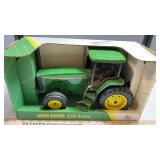 JOHN DEERE 8200 TRACTOR ERTL