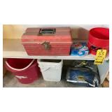 FEED PALE, TOOLBOX & BUNGEE STRAPS