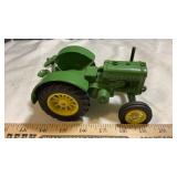JOHN DEERE MODEL 'D' ON RUBBER