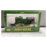 ERTL JOHN DEERE 40 CRAWLER W/ BADE 1/16 SCALE