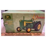 ERTL J.D. 620 1/16 SCALE  W/ ORIGINAL BOX