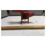 ERTL DICAST I.H. CORN SHELLER