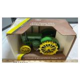 JOHN DEERE MODEL'D' TRACTOR COLLECTORS EDITION