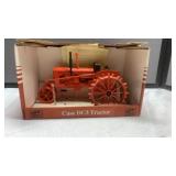 CASE  IH DC TRACTOR 1/16 SCALE W/ ORIGINAL BOX