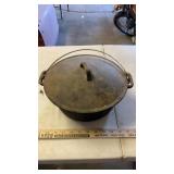 CLASSIC CASTIRON DUTCH OVEN