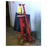 TIRE BEAD BRAKER TOOL