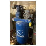 QUINCY QT-7.5 AIR COMPRESSOR