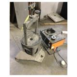 LYMAN  LEAD MELTER & PAINT SHAKER