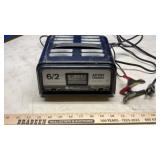 SCHUMACHER 6/2 AMP BATTERY CHARGER