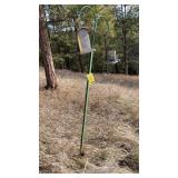 (2) BIRD FEEDERS AND SHEPHERDï¿½S HOOKS