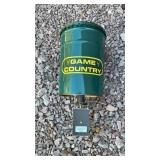 GAME FEEDER, BUCKETS, GARDEN HOSE WITH REEL