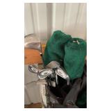 WILSON GOLF CLUB SET W/BAG & GOLF SHOES