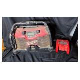 milwaukee job radio with battery charger