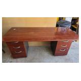 heavy desk, easily taken apart