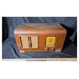 1941 antique radio, sentinal 275-t