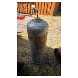 100LB propane tank
