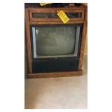 LX1 26 INCH CONSOLE TV WITH REMOTE