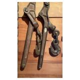 (2) CHAIN BINDERS